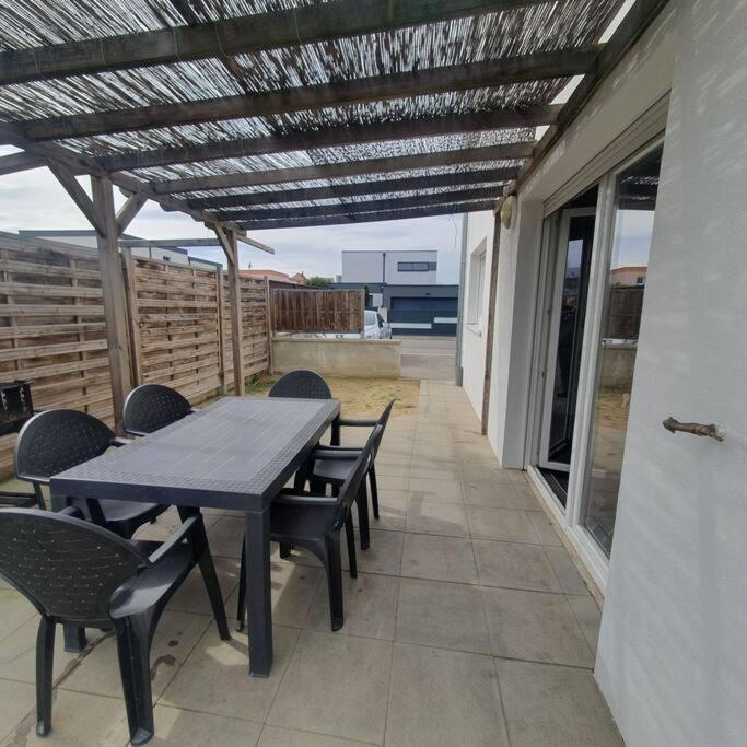 Bel Appartement Rez De Jardin Horbourg Buitenkant foto